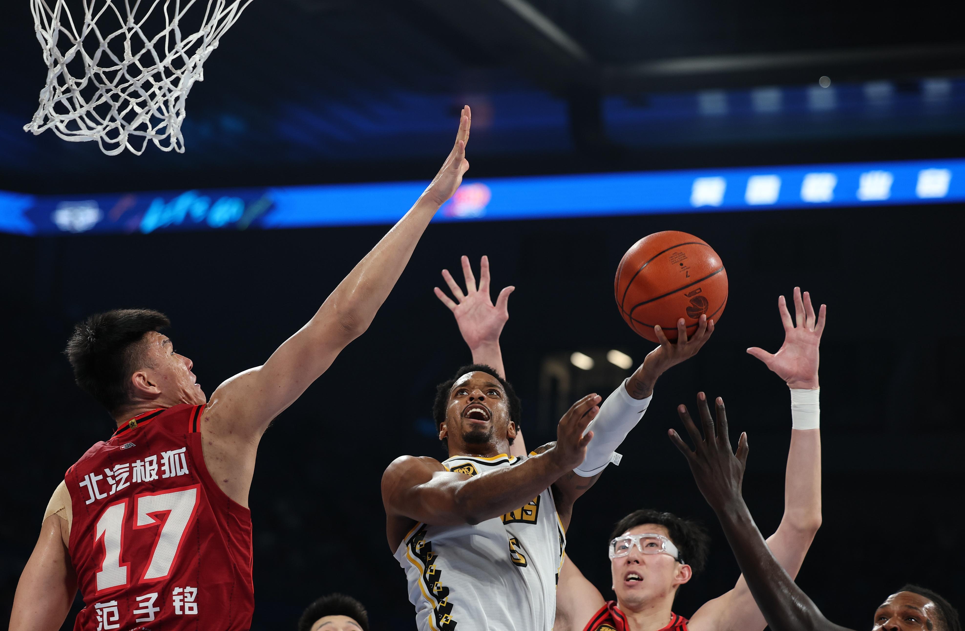 广州队清晨临场应变赛后广厦男篮豪取连胜,连对手都承认:风云突变广州队今夜再遭质疑的简单介绍 广州队清晨临场应变赛后广厦男篮豪取连胜,连对手都承认:风云突变广州队今夜再遭质疑的简单介绍